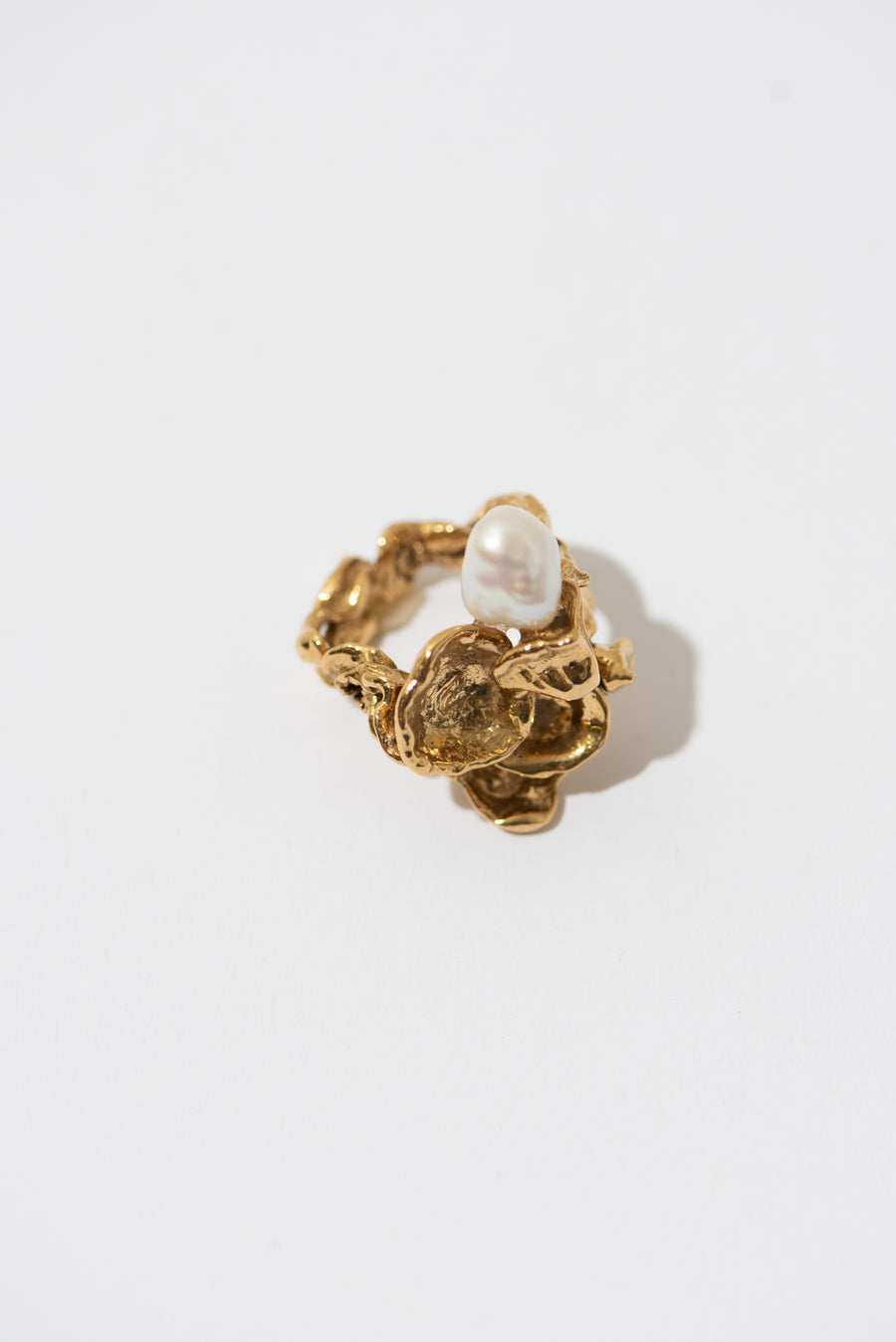 The Statement Pearl Ring - Big